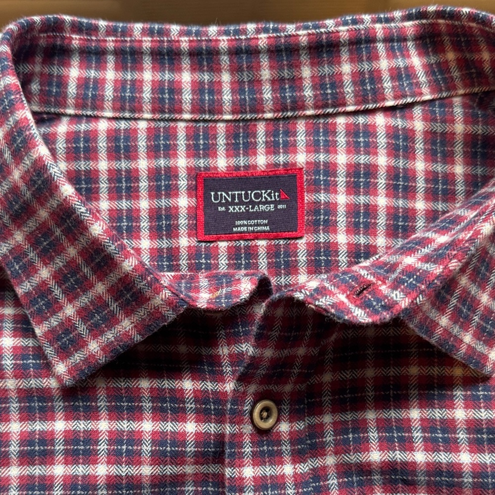UNTUCKit Men's Red and Blue Plaid Flannel Shirt